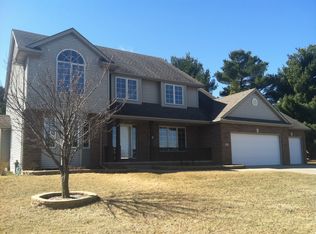 410 E Pine Ridge Dr, Polk City, IA 50226