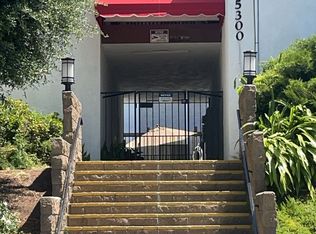 5300 Canyon Crest Dr APT E, Riverside, CA 92507