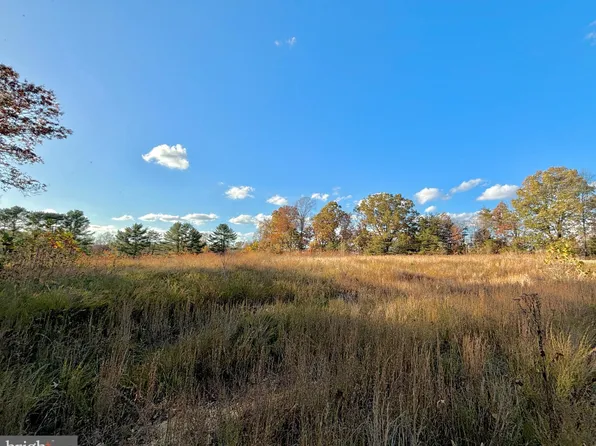 6290 Cool Springs Farm Ct, La Plata, MD 20646