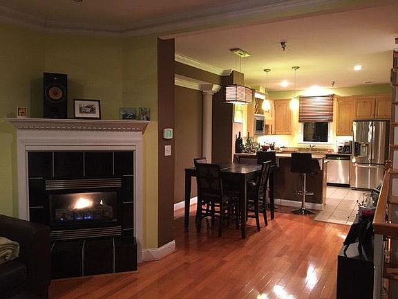 Open space living and kitchen