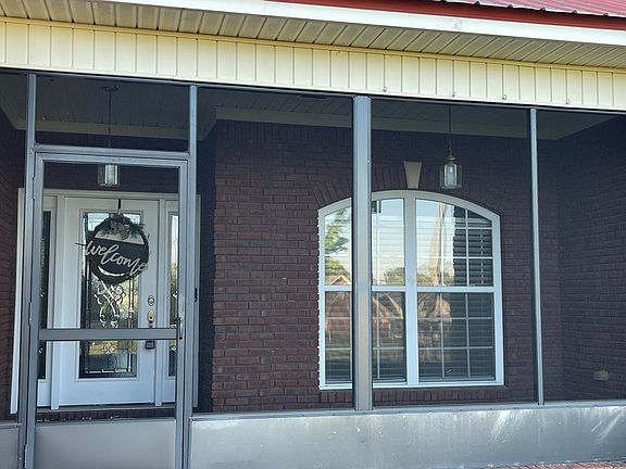 4th image of 2441 Glen Lawrence Rd