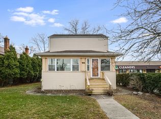 1123 W Touhy Ave, Park Ridge, IL 60068