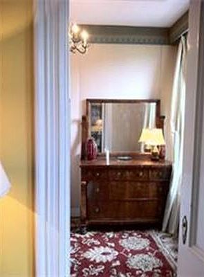 2nd image of 88 Commonwealth Ave #2