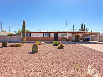 6950 E Calle Neptuno, Tucson, AZ, 85710