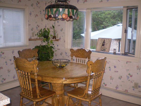 dinette area