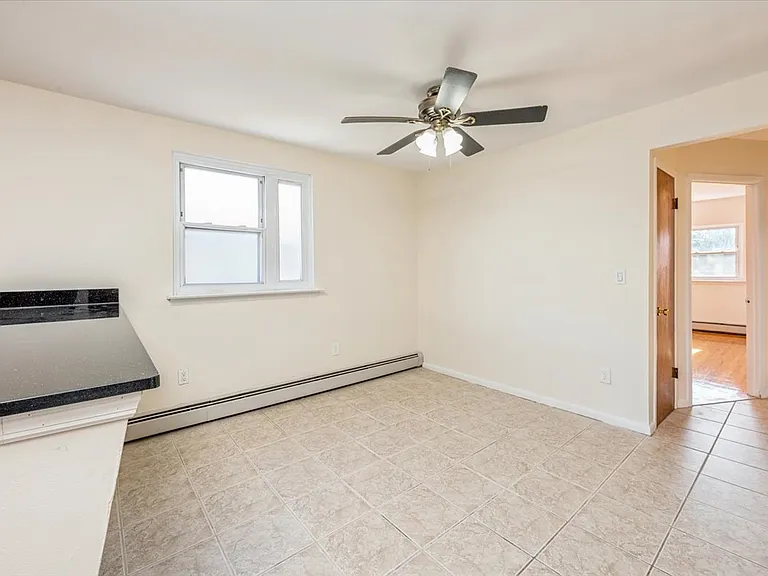 2852 Roberts Ave #2 — Photo 11