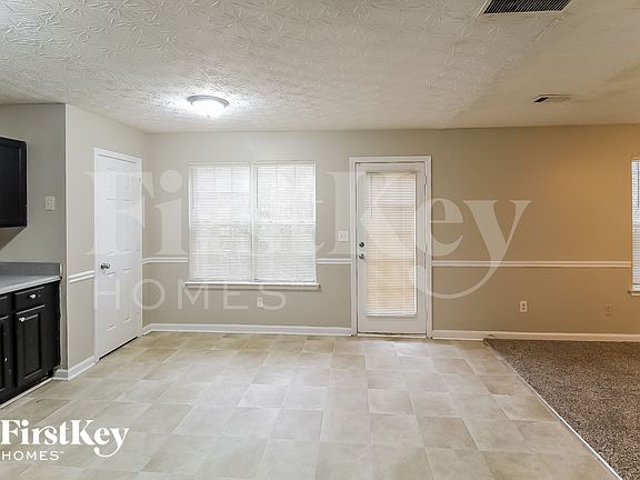 4th image of 360 Nunnally Dr