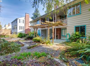 135 NE Billingher Dr, Portland, OR