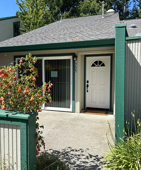 535 Norlee St — Photo 1