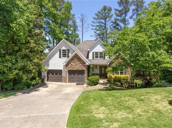 2672 Catawba Dr NW, Kennesaw, GA 30152