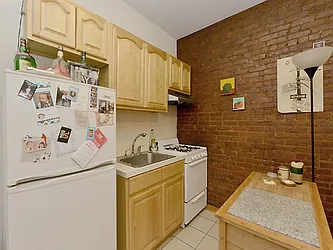 Rented by Cooper & Cooper Real Estate