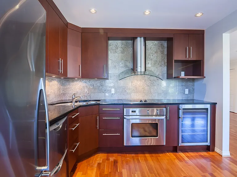 3220 W 4th Ave #D100 — Photo 4