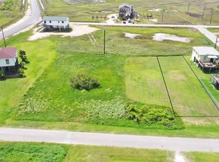 1106 Monument Dr, Surfside Beach, TX 77541