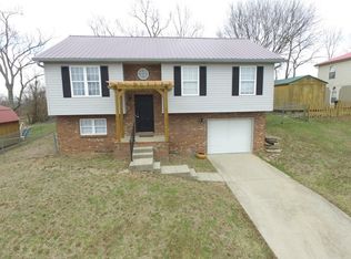 305 Sarah Ct, Winchester, KY 40391