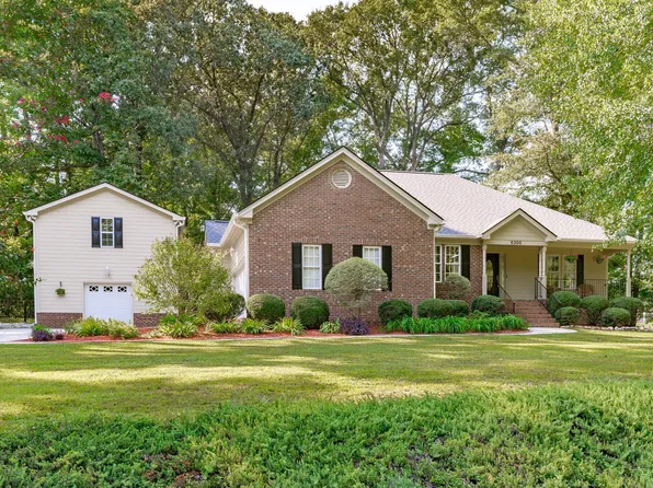 6300 Downholme Ct, Raleigh, NC 27603