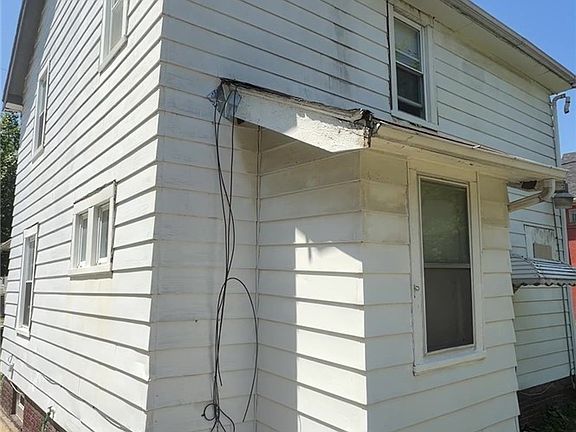 3rd image of 3525 E 110th St