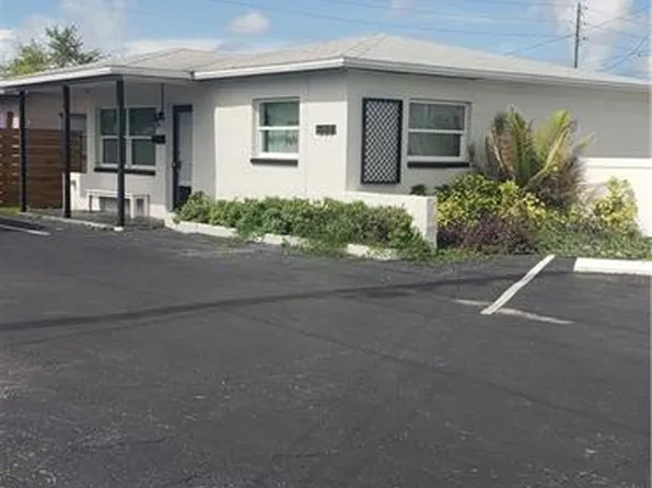 559 49th St S, Saint Petersburg, FL 33707