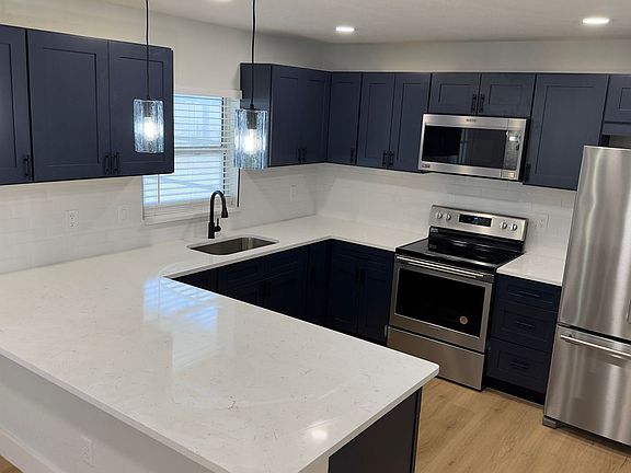 3rd image of 1824 Fredericksburg Pl