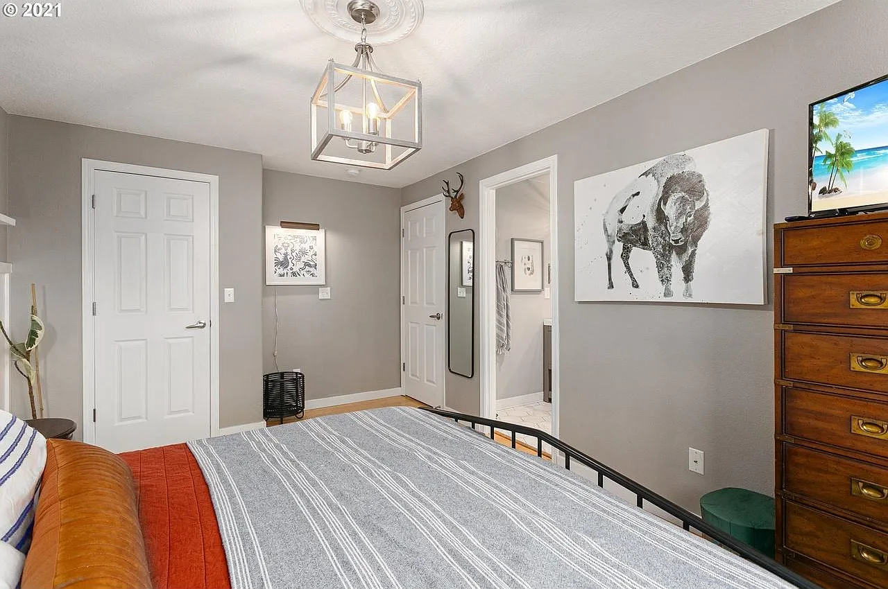 3 bed, 2.5 bath, 1200 sqft, $2,800 — Photo 4