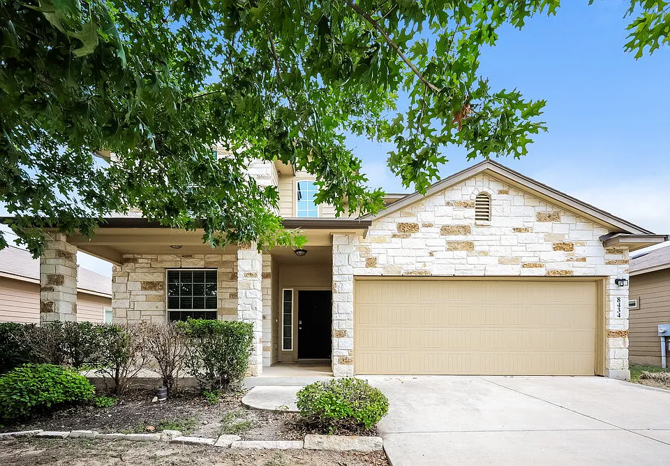8434 Cedar Mdws