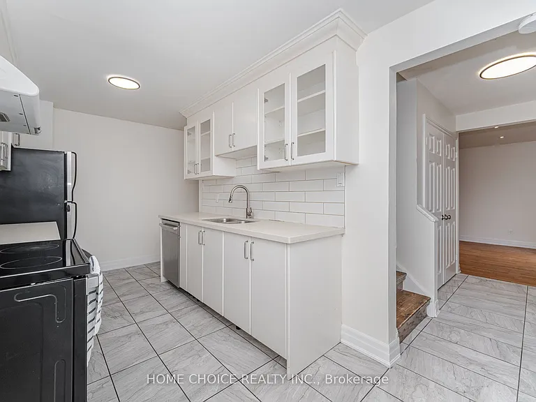 2 Hunt Club Dr — Photo 13