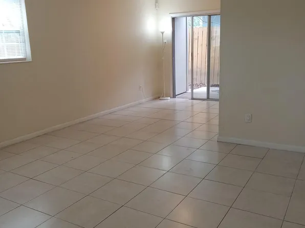 3211 SW 26th Ter #B, Gainesville, FL 32608