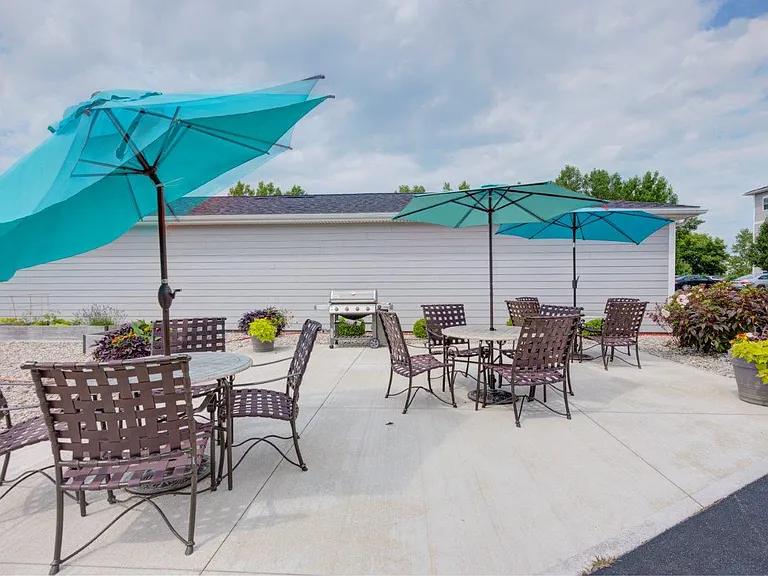 Villa Capri Apartment Homes — Photo 15