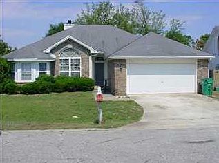 1st image of 333 Parkwood Pl