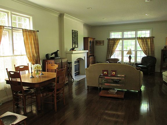 3rd image of 3120 S Coppertree Dr
