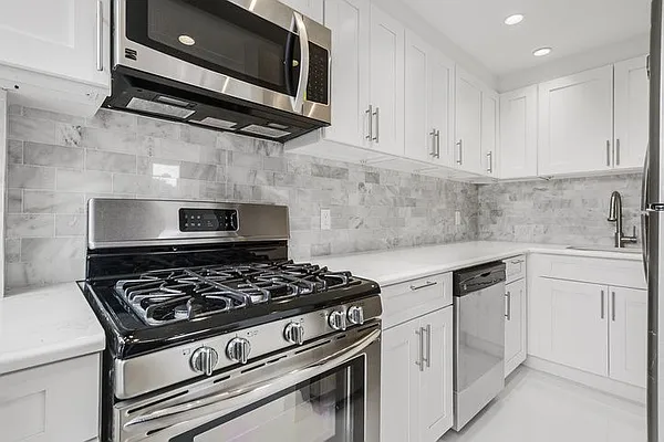 Rented by Town Residential | media 21