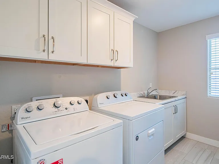 11466 S 176th Dr — Photo 5