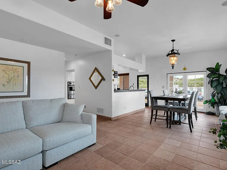 221 Paseo Tamex — Photo 15
