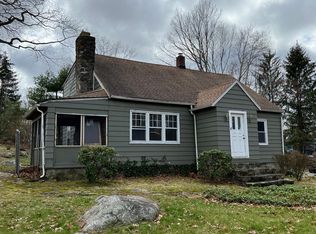 525 Pepper St, Monroe, CT 06468