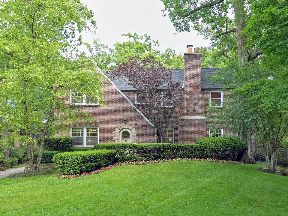 1st image of 423 Ashland Pl