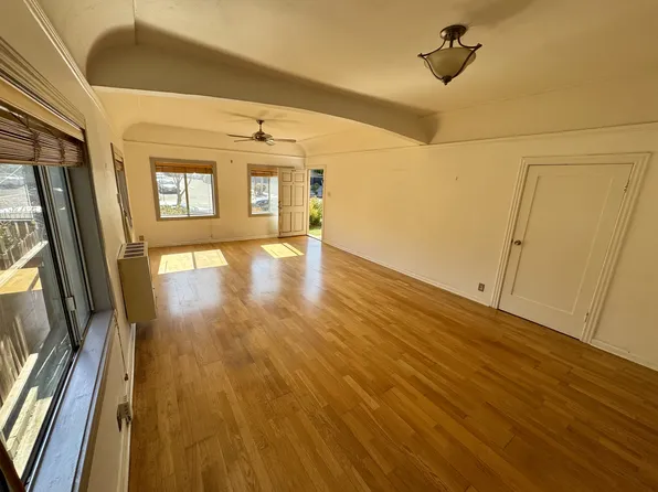 665 Imogen Ave, Los Angeles, CA 90026