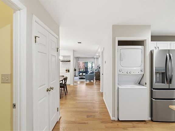 2nd image of 255 College Cross APT 42