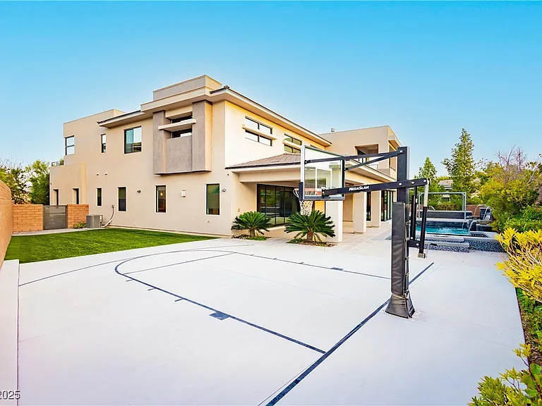 94 Glade Hollow Dr — Photo 42
