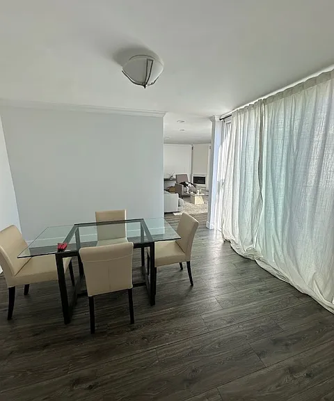 930 3rd St #302 — Photo 3