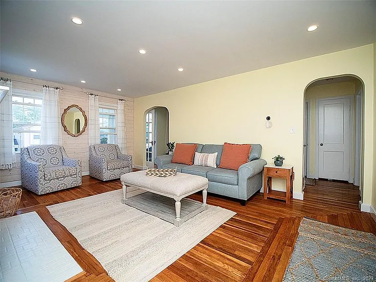 30 Seaview Ave — Photo 10