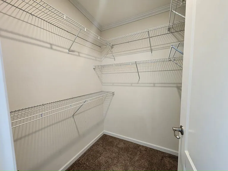 215 Caviller Ct #215 — Photo 17