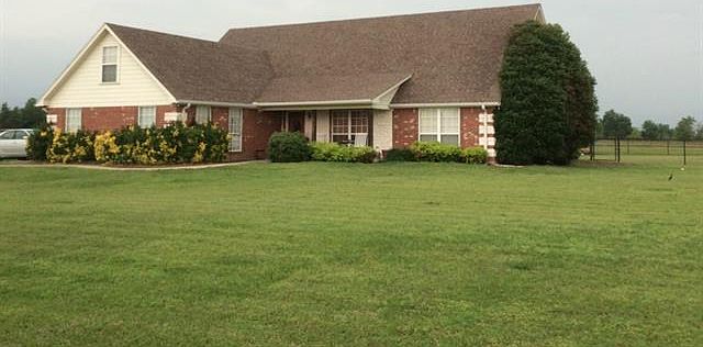 1st image of 98 Lakeway Dr