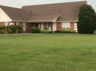 98 Lakeway Dr, Cooper, TX 75432