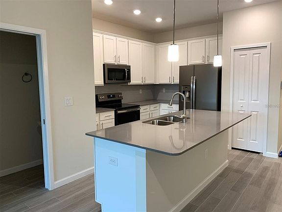 4th image of 9831 RED EAGLE DRIVE
