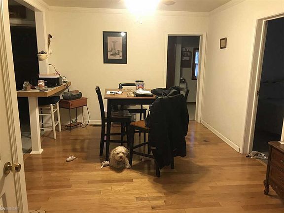 5th image of 23740 Joy St