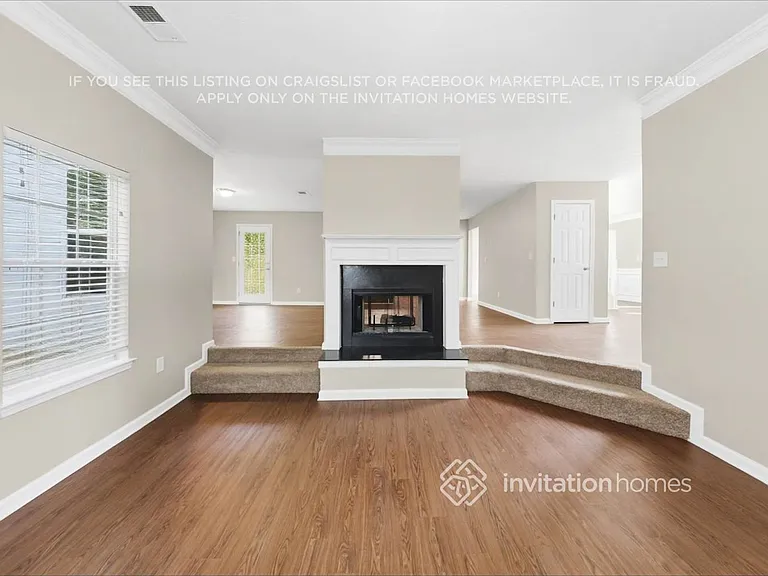 2429 Napa Valley Dr — Photo 6