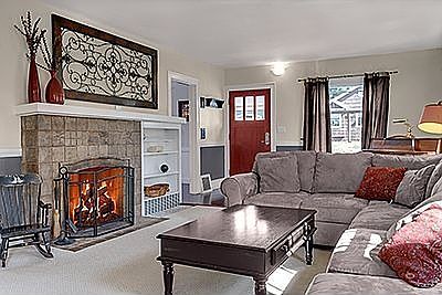 large living room for entertaining