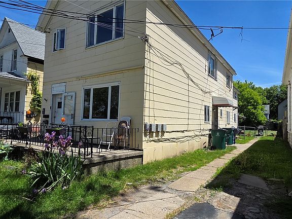 3rd image of 257 Ideal St