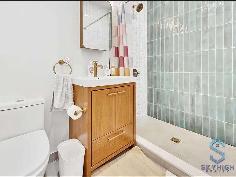 723 Knickerbocker Ave #1AA — Photo 12