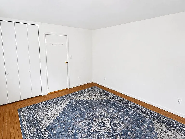 5 Fishkill Glen Dr #B — Photo 9