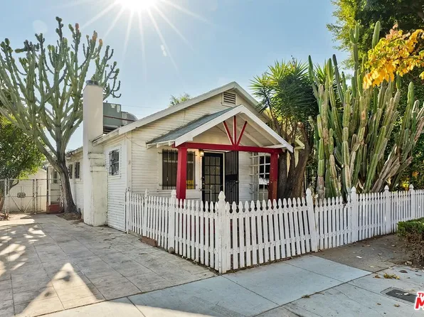 9028 Keith Ave, West Hollywood, CA 90069